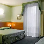 Don Abbondio Hotel 3*