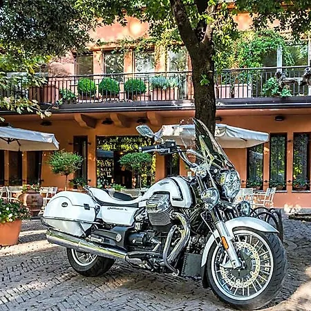 Don Abbondio Hotel 3*