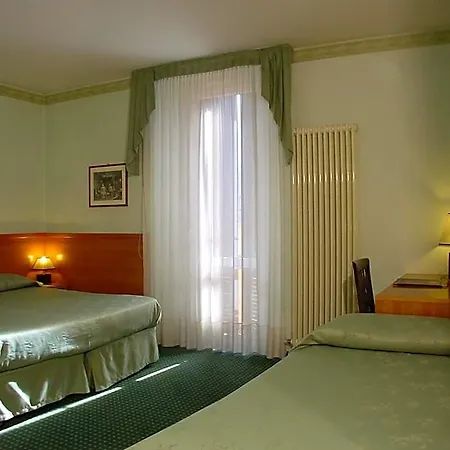 Don Abbondio Hotel