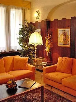 Don Abbondio Hotel Lecco