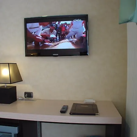 Don Abbondio Hotel