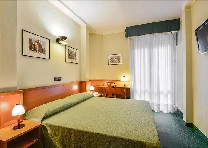 Don Abbondio 3* Lecco