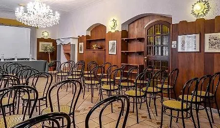 Don Abbondio 3* Лекко