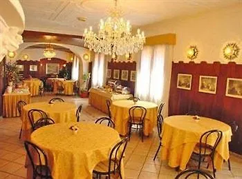 Don Abbondio 3* Lecco